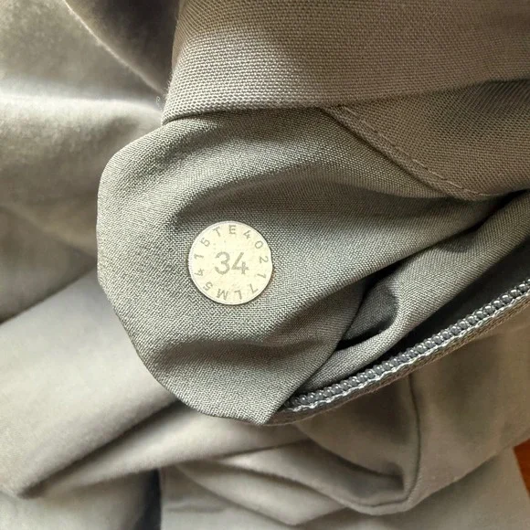 Lululemon Commission Pant Slim Mens 34 Gray Chino Style Performance Trousers - Picture 7 of 14